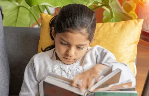 هل يمكن أن تغيّر القراءة للأطفال في السعودية طريقة تفكيرهم ونموهم؟